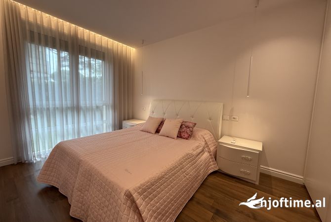 Shtepi ne shitje Apartament ne Durres, 1+1, Mobilimi E mobiluar, Pagesa 260,000  Euro.