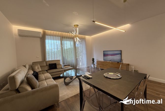 Shtepi ne shitje Apartament ne Durres, 1+1, Mobilimi E mobiluar, Pagesa 260,000  Euro.