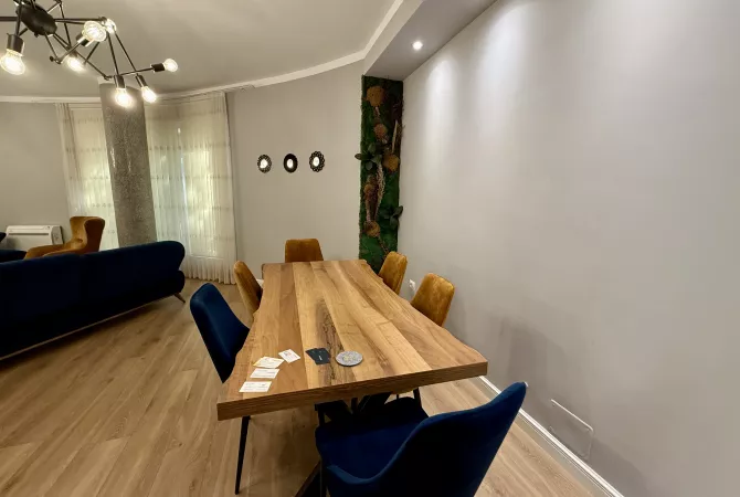 Casa in affitto 2+1 a Tirana - 1,200 Euro