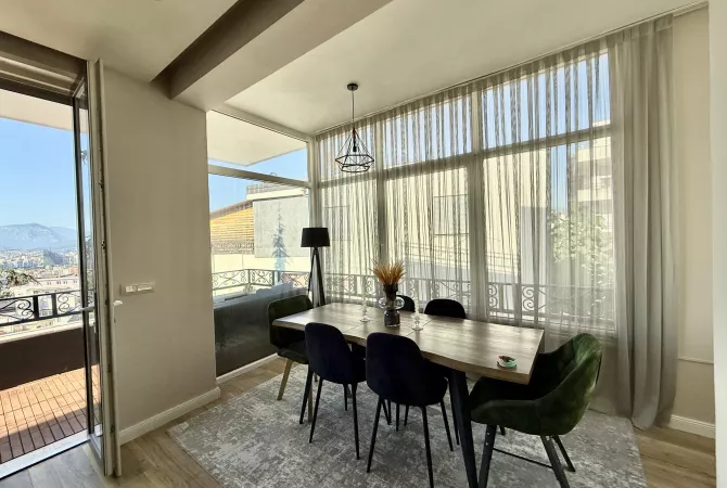 Shtepi ne shitje Apartament ne Tirane, 2+1, Mobilimi E mobiluar, Pagesa 285,000  Euro.