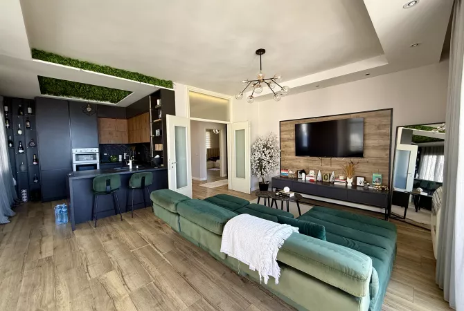 Shtepi ne shitje Apartament ne Tirane, 2+1, Mobilimi E mobiluar, Pagesa 285,000  Euro.