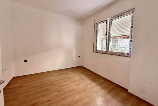 Apartment for sale in Tirana 1+1, Emty