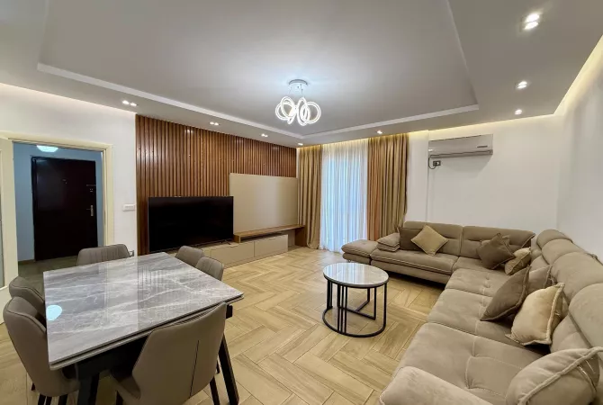 Shtepi me qera 2+1 ne Tirane - 800 Euro