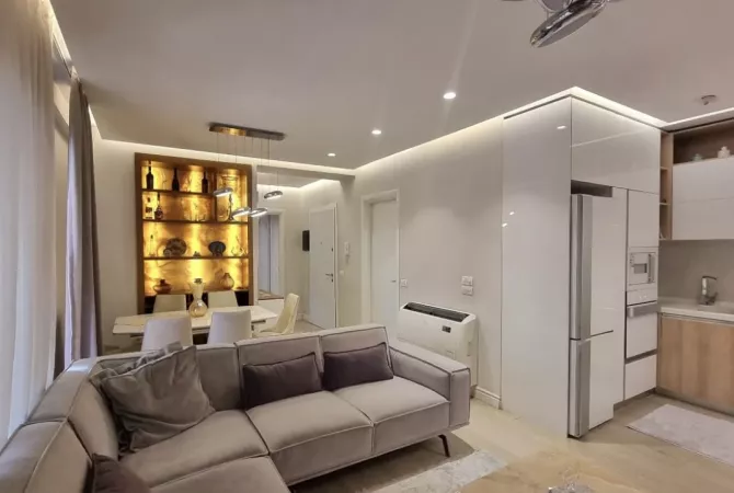 Shtepi me qera 2+1 ne Tirane - 900 Euro
