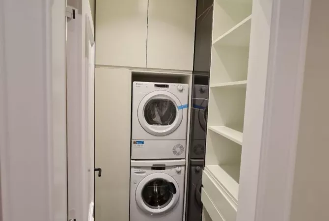 Shtepi me qera Apartament ne Tirane, 2+1, Mobilimi E mobiluar, Pagesa 2,000  Euro.