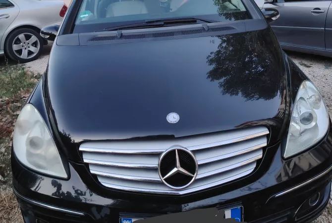 Cars for sale in Tirana, Mercedes-Benz, 2007 Diesel,Kambio Automatik Payment 4,700  Euro.