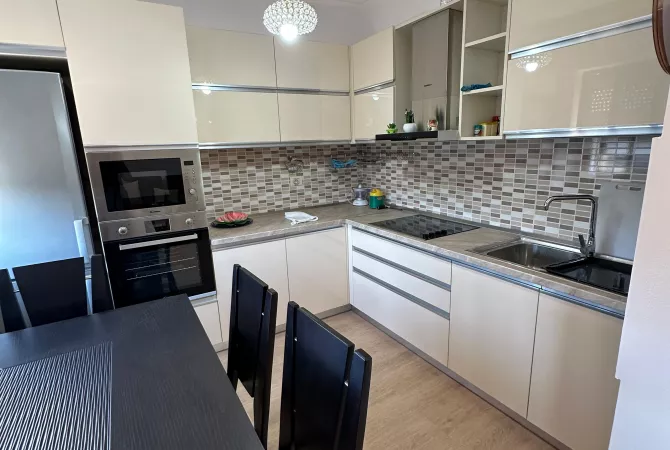 Shtepi ne shitje 2+1 ne Tirane - 147,000 Euro