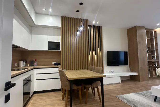 Shtepi me qera Apartament ne Tirane, 1+1, Mobilimi E mobiluar, Pagesa 800  Euro.