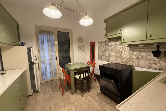Shtepi me qera 1+1 ne Tirane - 60,000 Leke