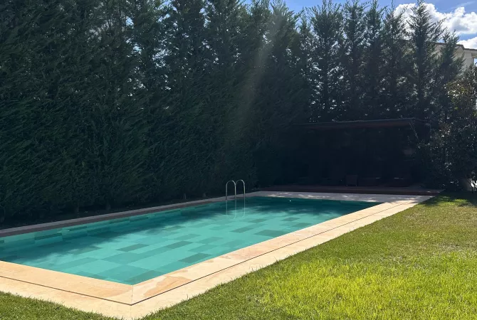 Casa in affitto 4+1 a Tirana - 4,500 Euro