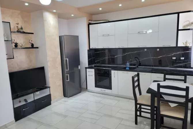 Casa in affitto 2+1 a Tirana - 65,000 Leke