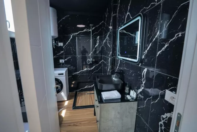 Shtepi ne shitje Apartament ne Tirane, 2+1, Mobilimi E mobiluar, Pagesa 320,000  Euro.