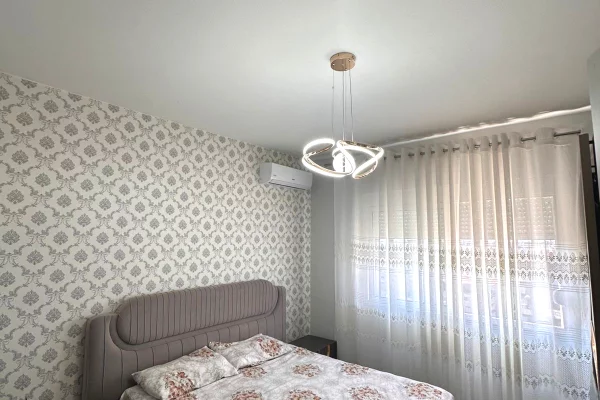 Shtepi ne shitje Apartament ne Tirane, 2+1, Mobilimi E mobiluar, Pagesa 150,000  Euro.