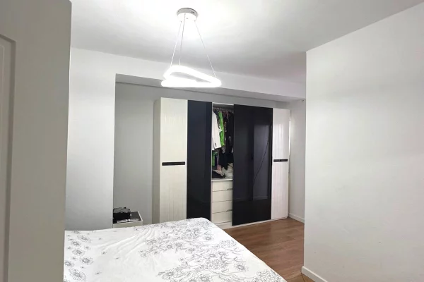 Shtepi ne shitje Apartament ne Tirane, 2+1, Mobilimi E mobiluar, Pagesa 150,000  Euro.