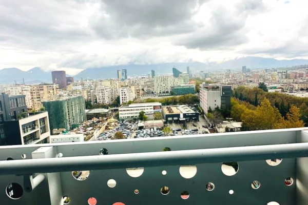 Shtepi ne shitje Apartament ne Tirane, 1+1, Mobilimi Bosh, pa mobiluar, Pagesa 210,000  Euro.