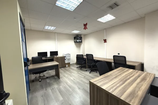 Jepet me qira zyre ne qender te Tiranes