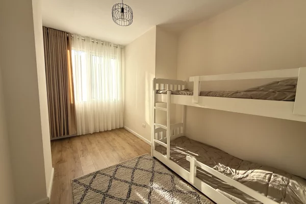 Shtepi me qera 2+1 ne Tirane - 600 Euro
