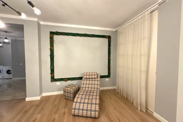 Shtepi me qera 3+1 ne Tirane - 900 Euro