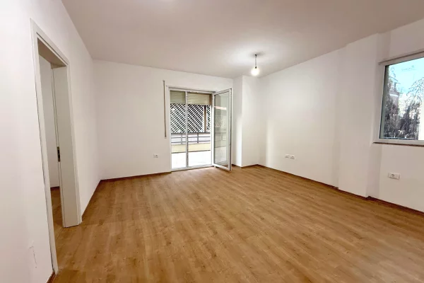 Apartment for sale in Tirana 1+1, Emty