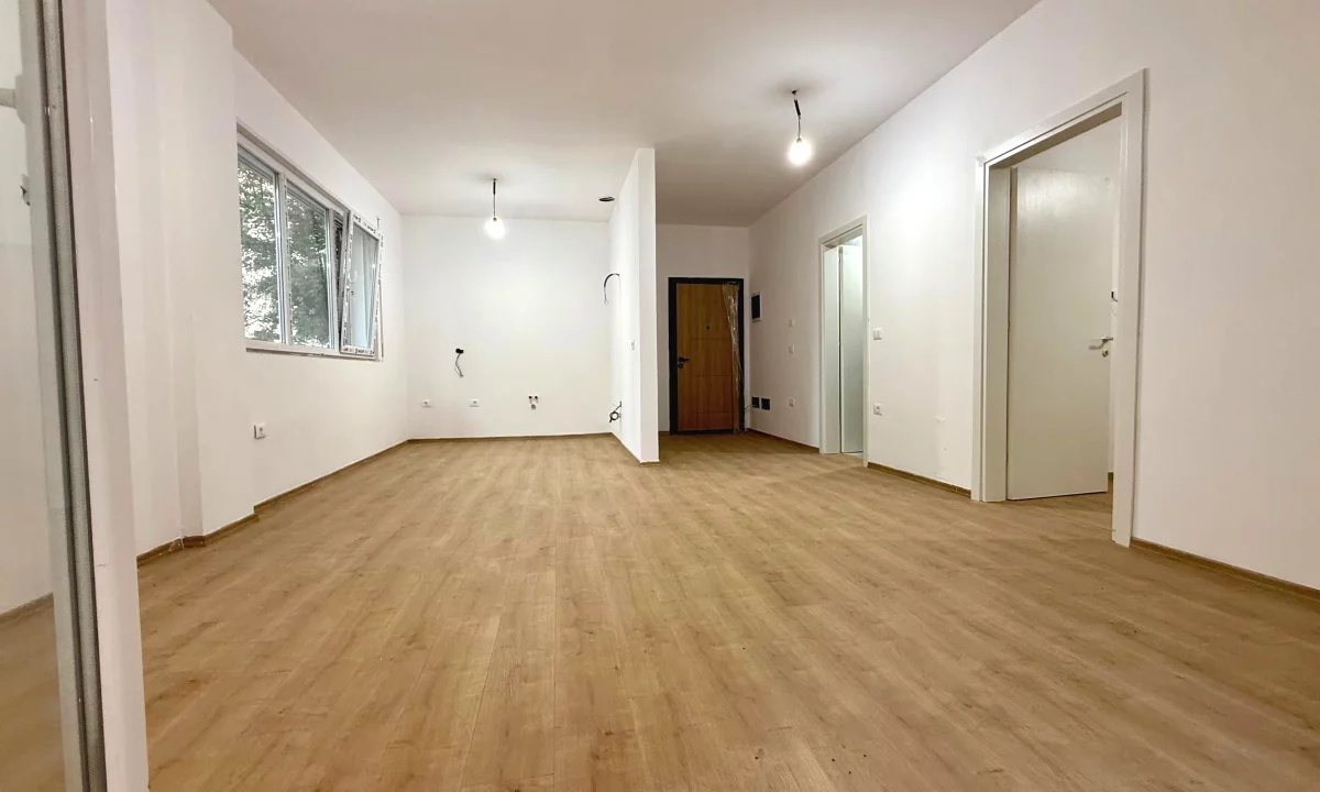 Apartment for sale in Tirana 1+1, Emty