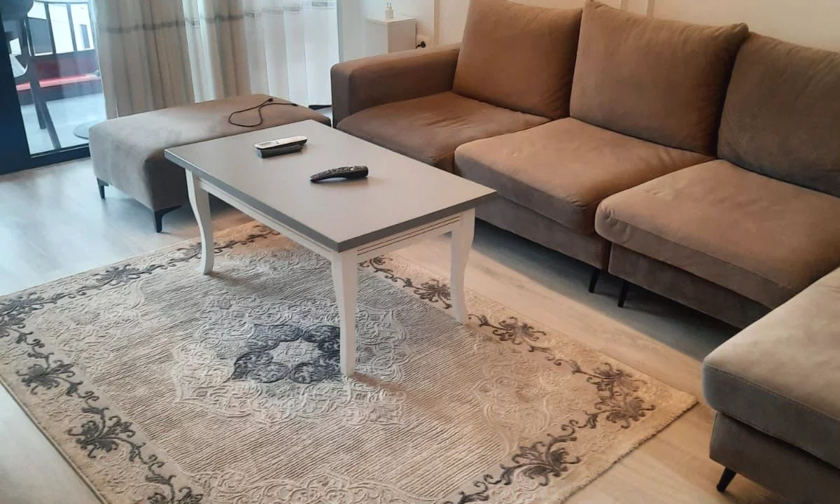 Shtepi me qera Apartament ne Tirane, 2+1, Mobilimi E mobiluar, Pagesa 750  Euro.