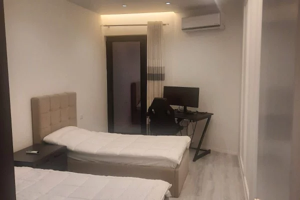 Shtepi me qera Apartament ne Tirane, 2+1, Mobilimi E mobiluar, Pagesa 750  Euro.