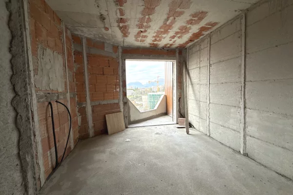 Apartment for sale in Tirana 3+1, Emty