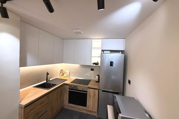 Shtepi me qera 1+1 ne Tirane - 800 Euro