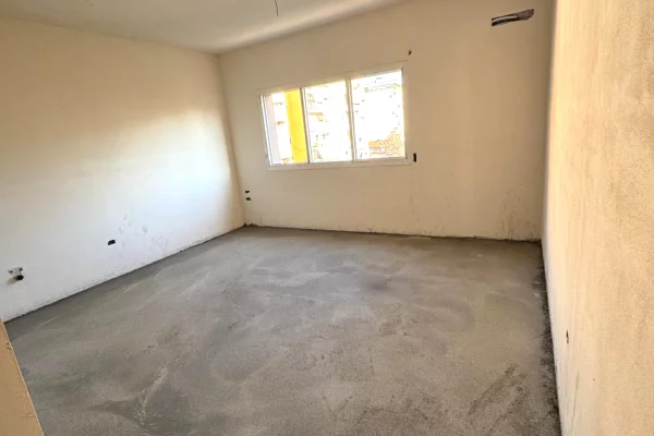 Apartment for sale in Tirana 2+1, Emty