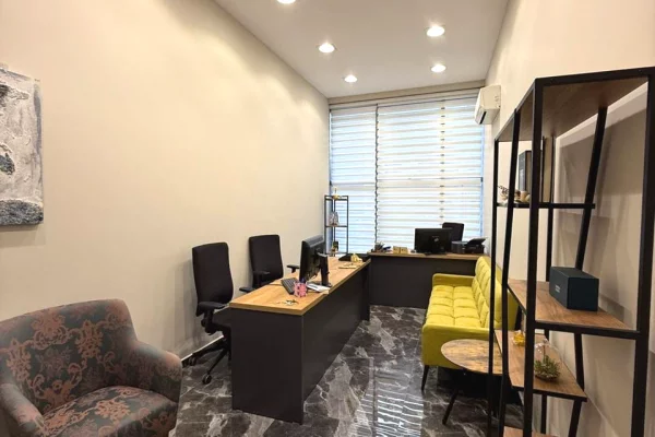 Jepet me qira zyre ne Myslym Shyri