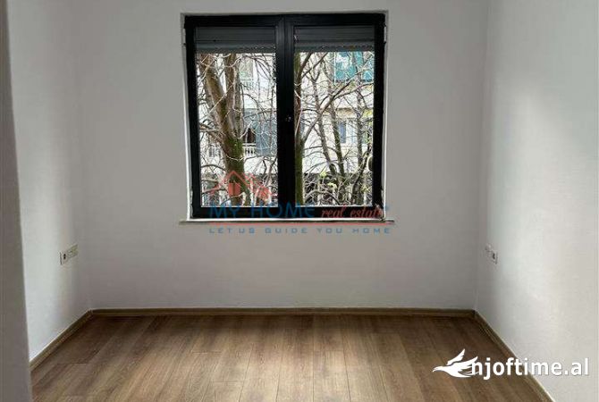 Shtepi ne shitje 1+1 ne Tirane - 157,000 Euro