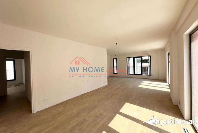 Shtepi ne shitje 3+1 ne Tirane - 305,000 Euro