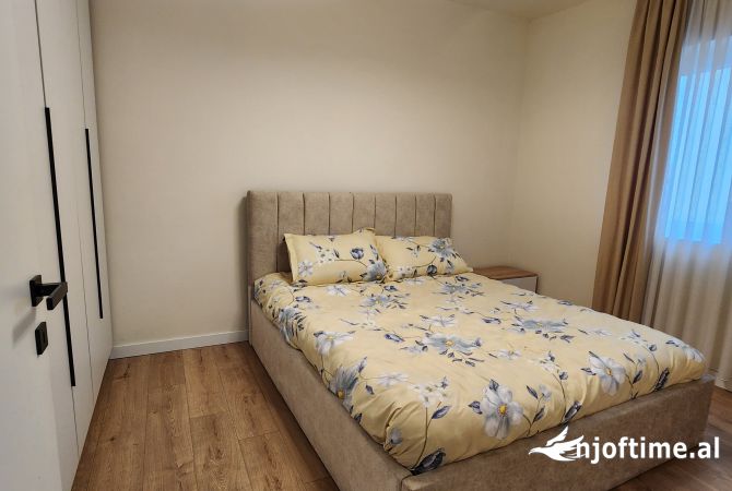 Shtepi me qera 2+1 ne Tirane - 600 Euro