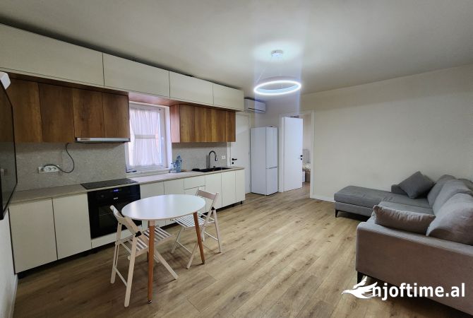 Shtepi me qera 2+1 ne Tirane - 600 Euro