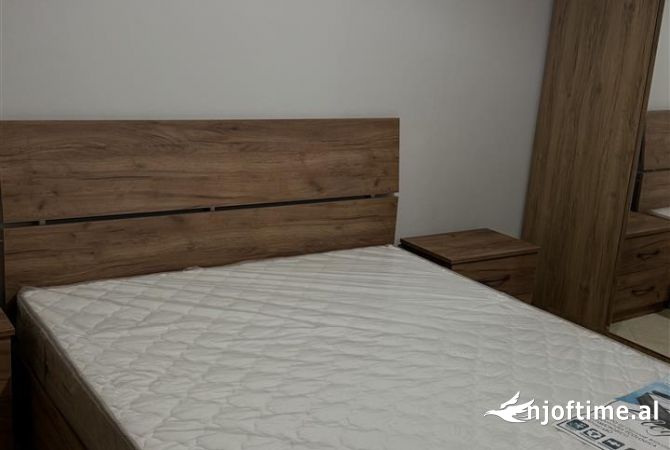 Shtepi me qera 2+1 ne Tirane - 700 Euro