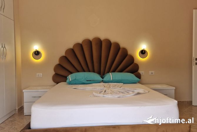 Shtepi me qera Apartament ne Tirane, 2+1, Mobilimi E mobiluar, Pagesa 800  Euro.