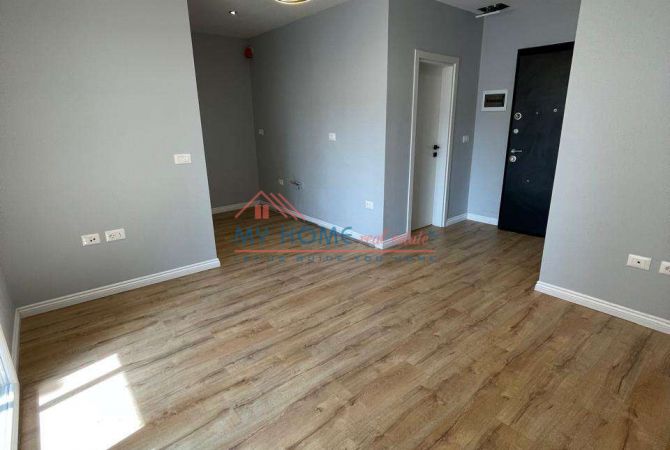 Shtepi ne shitje Apartament ne Tirane, 1+1, Mobilimi Bosh, pa mobiluar, Pagesa 98,000  Euro.