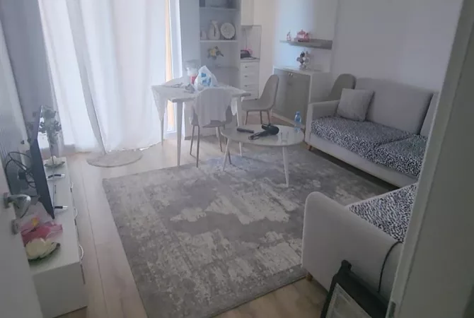 Shtepi me qera 1+1 ne Tirane - 500 Euro