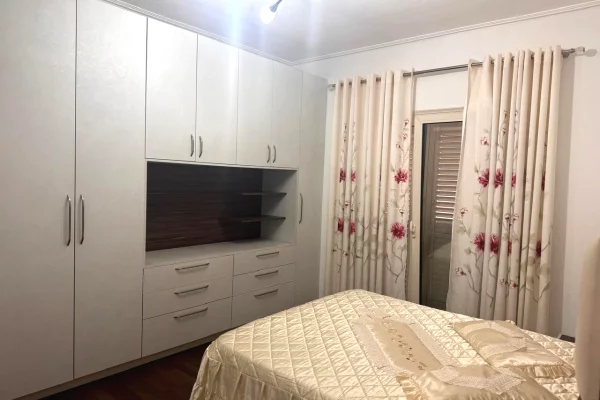 Shtepi me qera 2+1 ne Tirane - 55,000 Leke