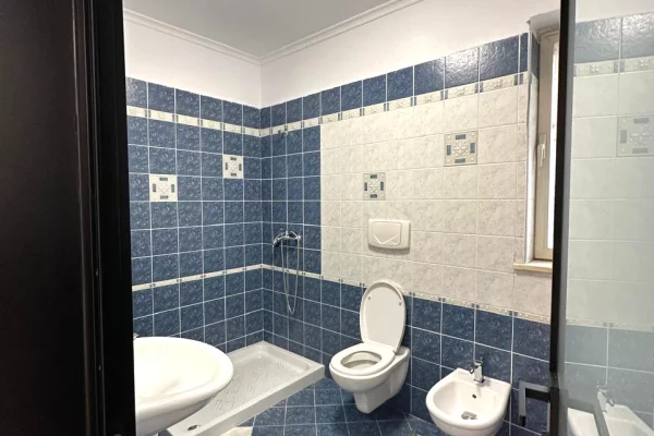 Shtepi ne shitje 1+1 ne Tirane - 158,000 Euro