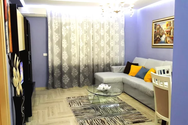 Shtepi me qera 1+1 ne Tirane - 600 Euro