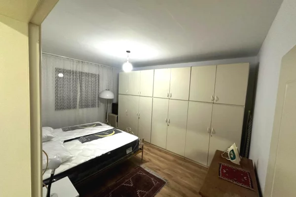 Shtepi me qera 2+1 ne Tirane - 50,000 Leke