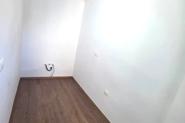 Shtepi ne shitje 2+1 ne Tirane - 149,000 Euro