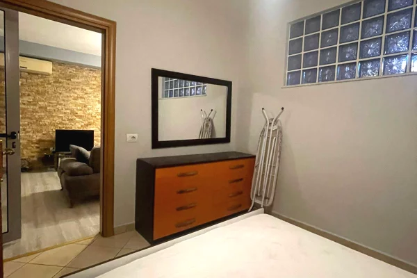 Appartamento in affitto a Tirana 2+1, Arredato