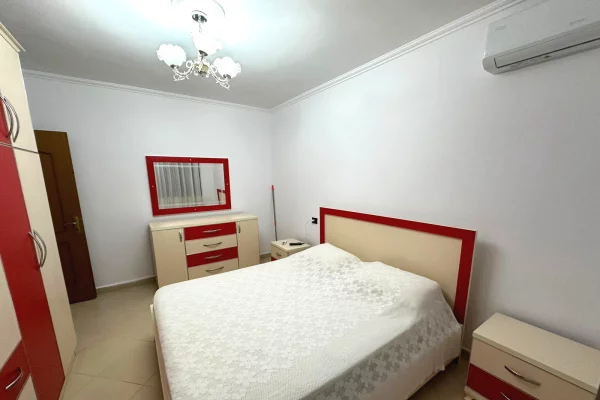 Shtepi me qera 2+1 ne Tirane - 55,000 Leke