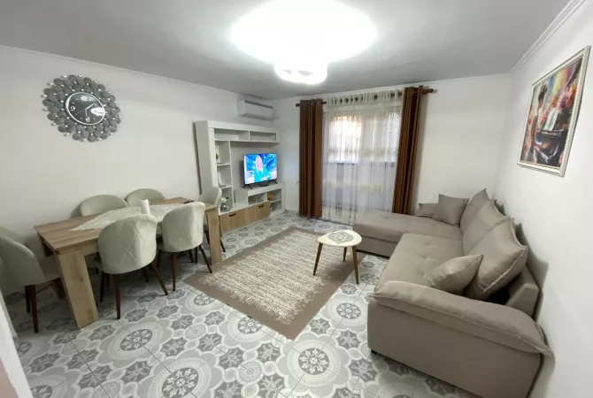 Shtepi me qera 2+1 ne Tirane - 600 Euro