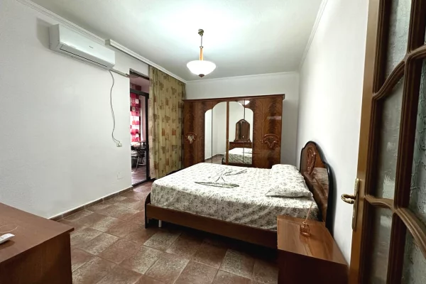 Shtepi me qera 2+1 ne Tirane - 60,000 Leke