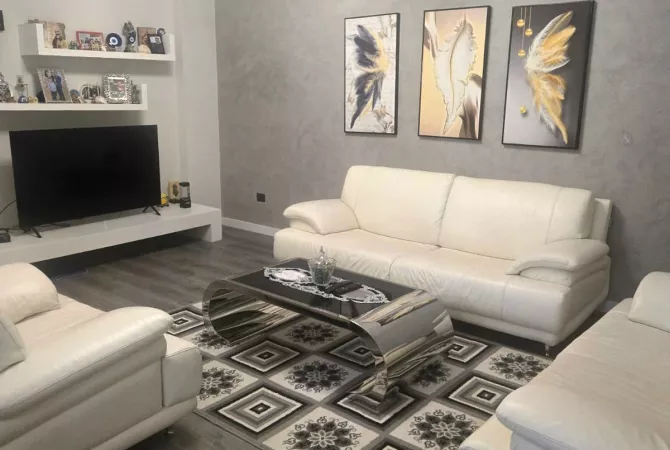 Casa in affitto 2+1 a Tirana - 500 Euro