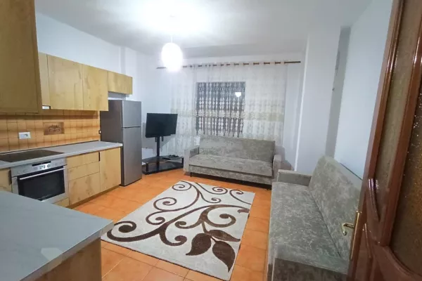 Casa in affitto 2+1 a Tirana - 50,000 Leke