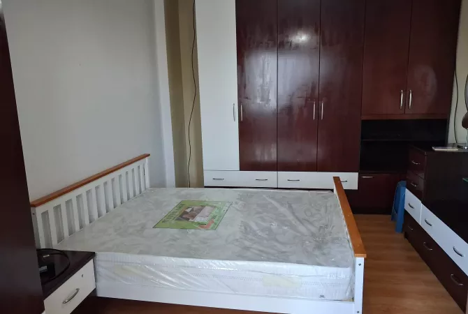Shtepi me qera 1+1 ne Tirane - 55,000 Leke